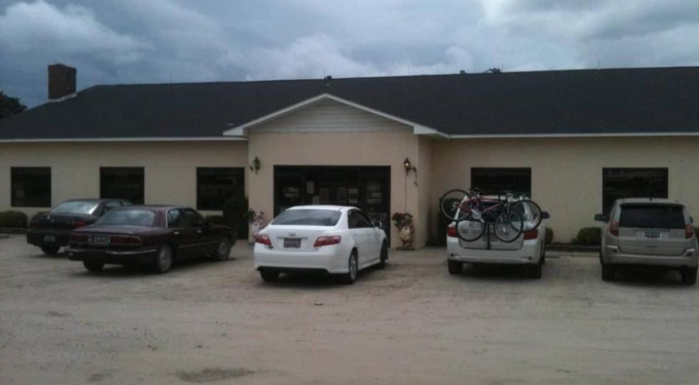 Brown’s BarBQ Restaurant in Kingstree, SC Destination BBQ