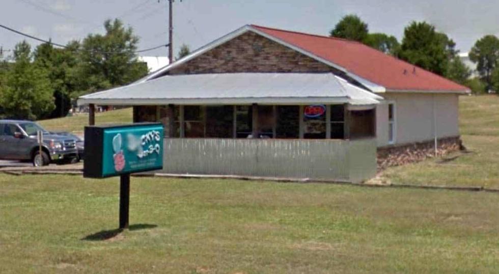 Bucky’s BarBQ (Donaldson Center) Destination BBQ