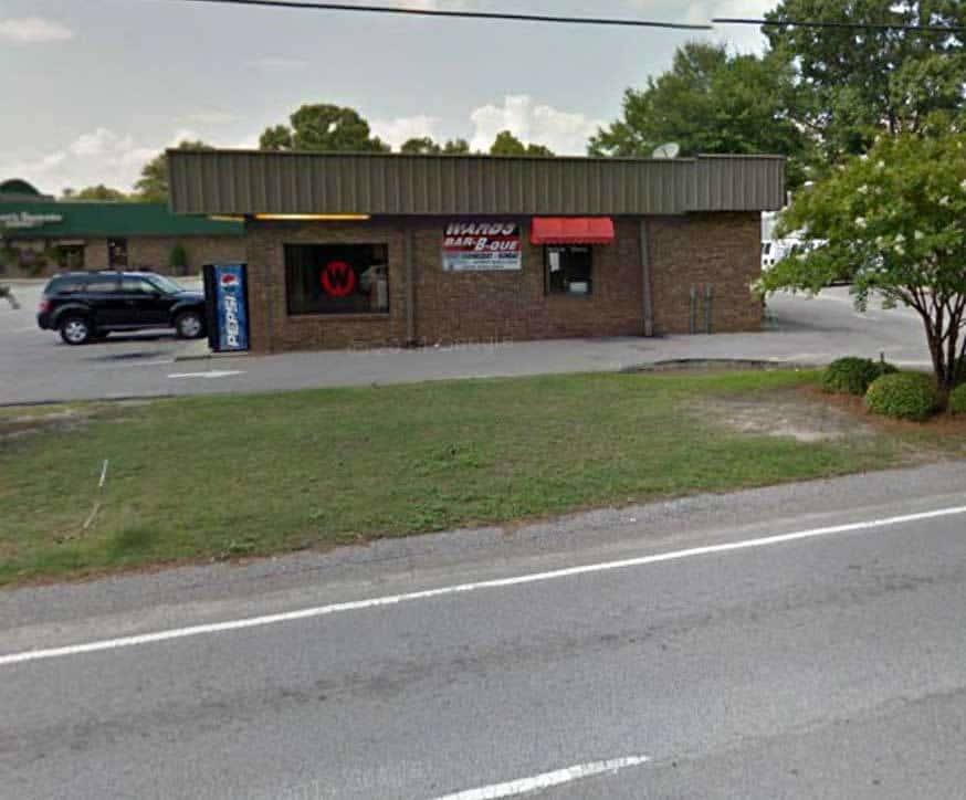 Ward’s Bar-B-Que on Alice Dr.