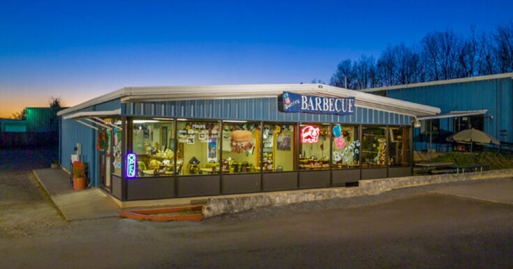 Exterior of Bucky’s Bar-B-Q on Roper Mt. Rd. in Greenville.