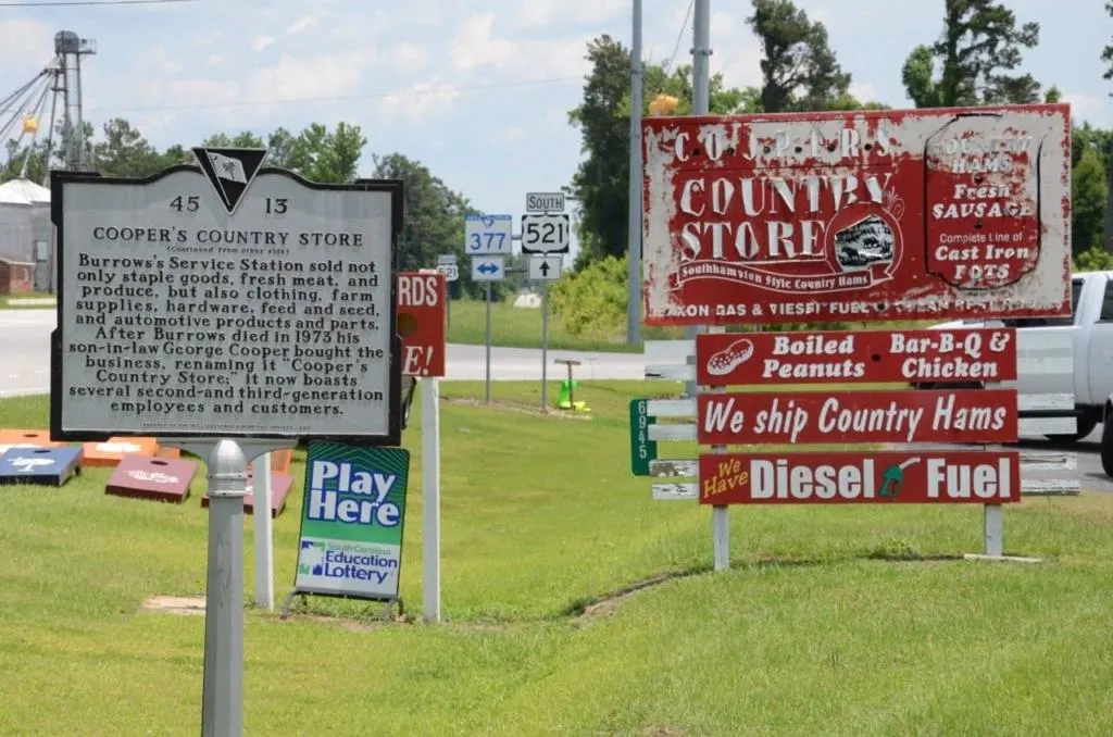 Cooper's Country Store in Salters - Signs