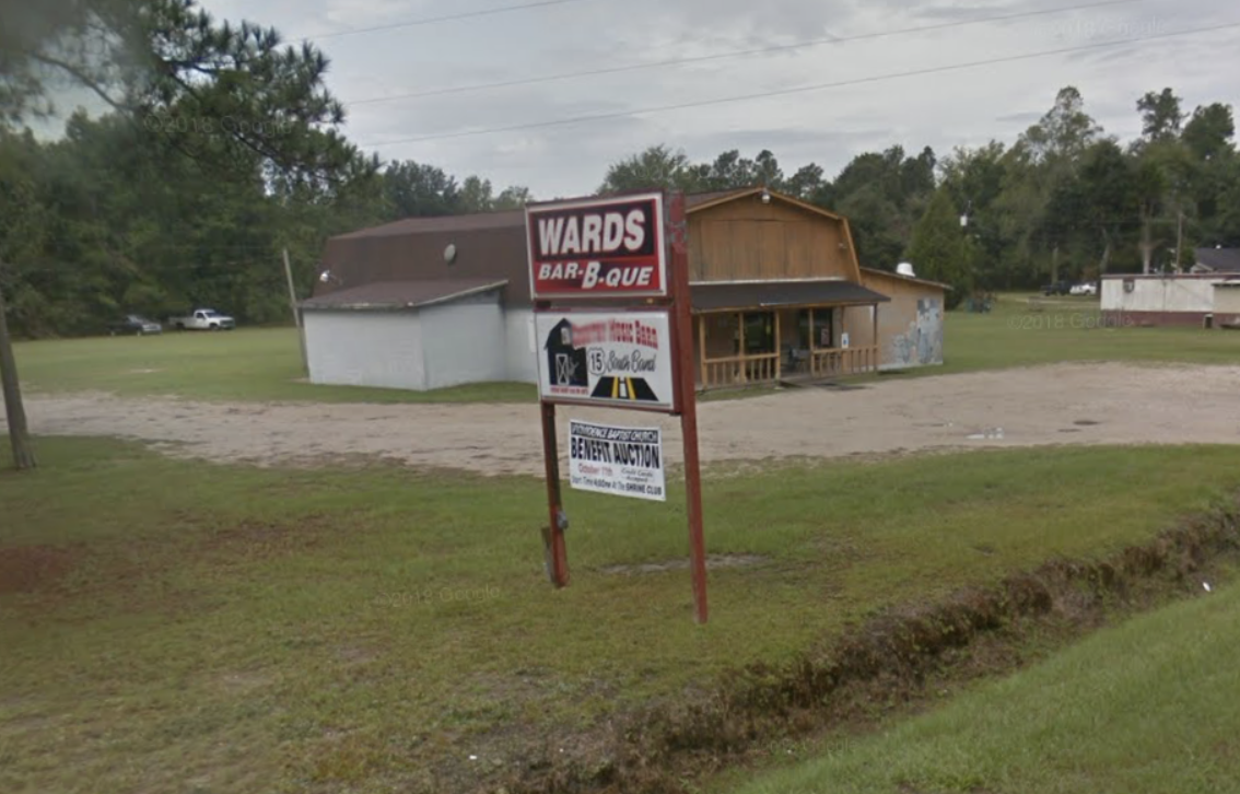 Ward’s Bar-B-Que on Hwy 15