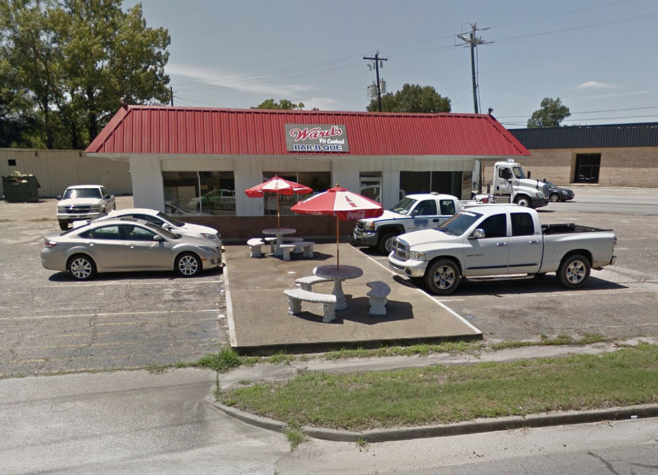 Ward’s Bar-B-Que on Liberty