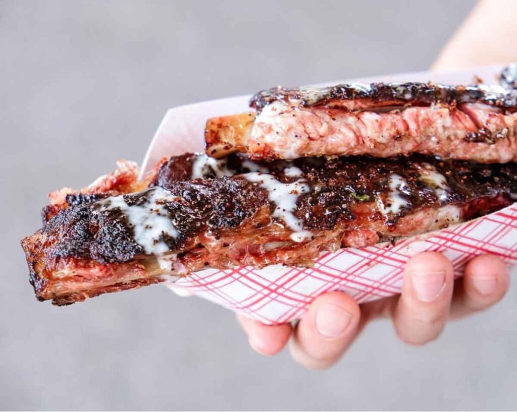 Fried Ribs with White Sauce from Home Team BBQ