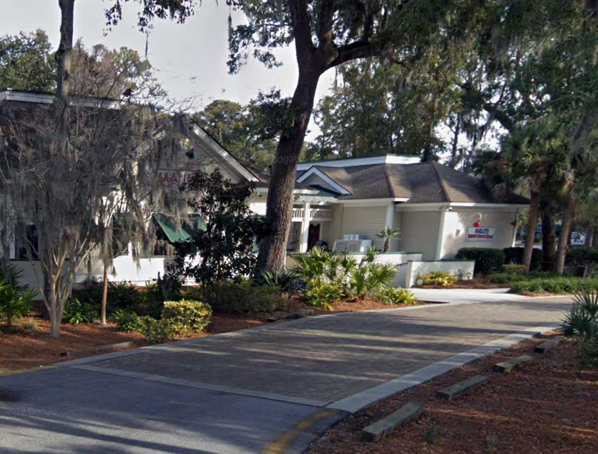 Exterior of One Hot Mama's Hilton Head, SC