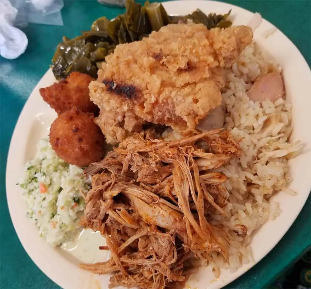 BBQ Plate with Fried Chicken