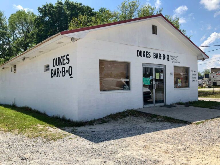 Dukes Bar-B-Que On Chestnut St. In Orangeburg - Destination BBQ