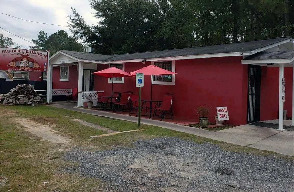 Exterior of Big Bull's Bang'n BBQ in Columbia, SC.