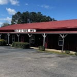 Exterior of BBQ Hut in Sumter, SC.