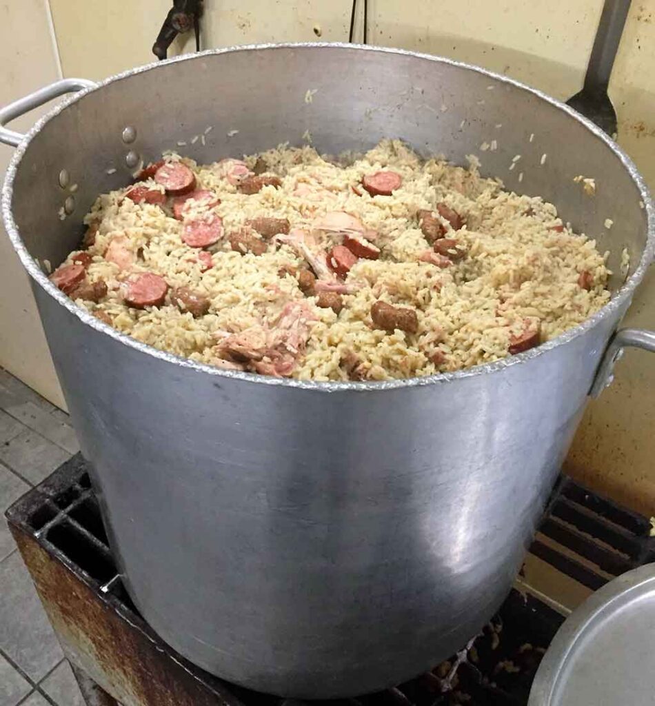 Large pot of Chicken Bog on stove at Big D's BBQ