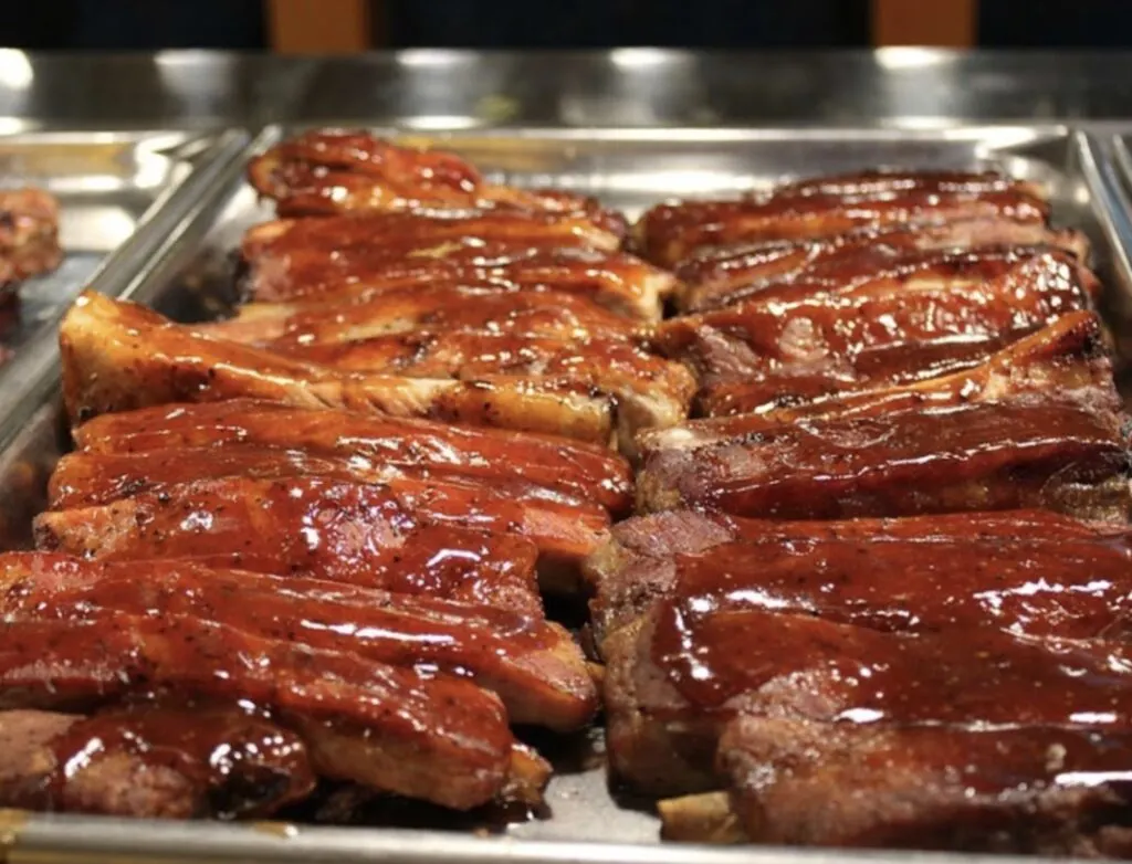 Ribs on the Buffet Line at Dukes Bar-B-Que in Ridgeland