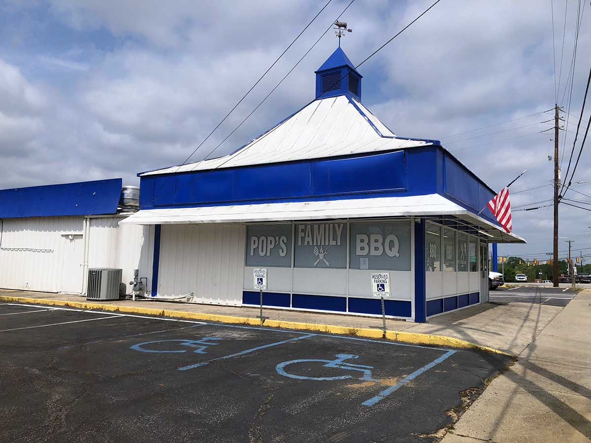 Exterior of Pop's Family BBQ in Barnwell