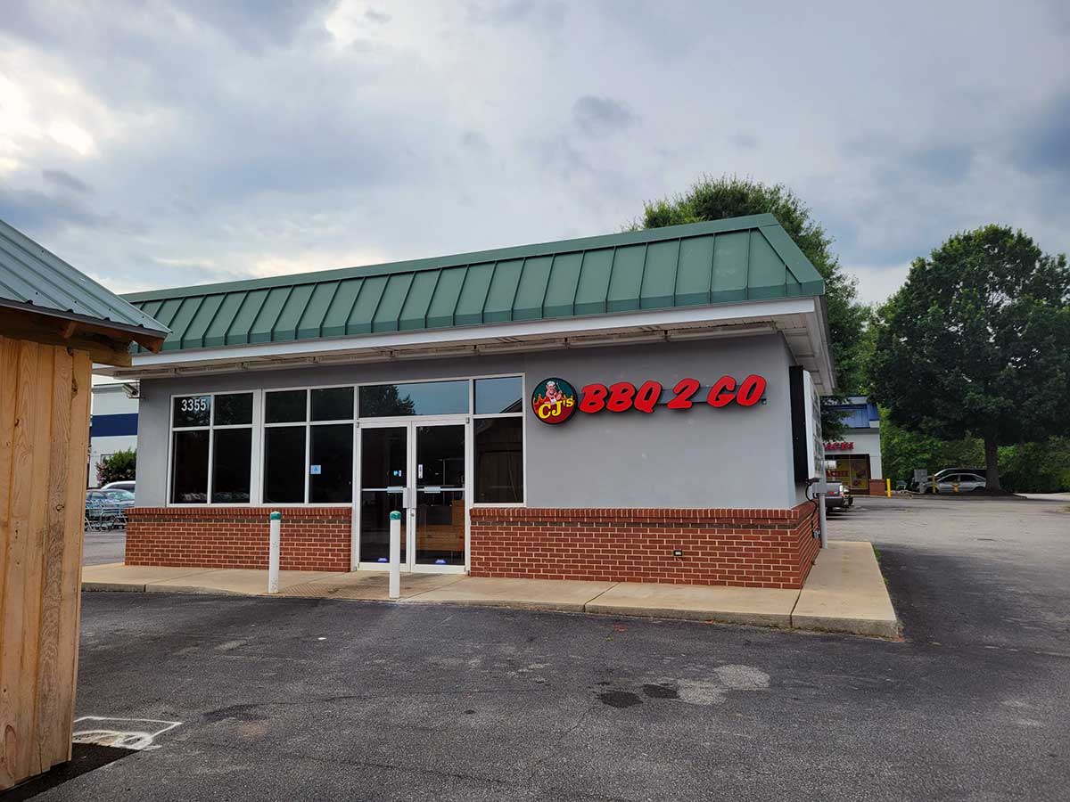 Exterior of CJ's BBQ 2 GO in Greenwood