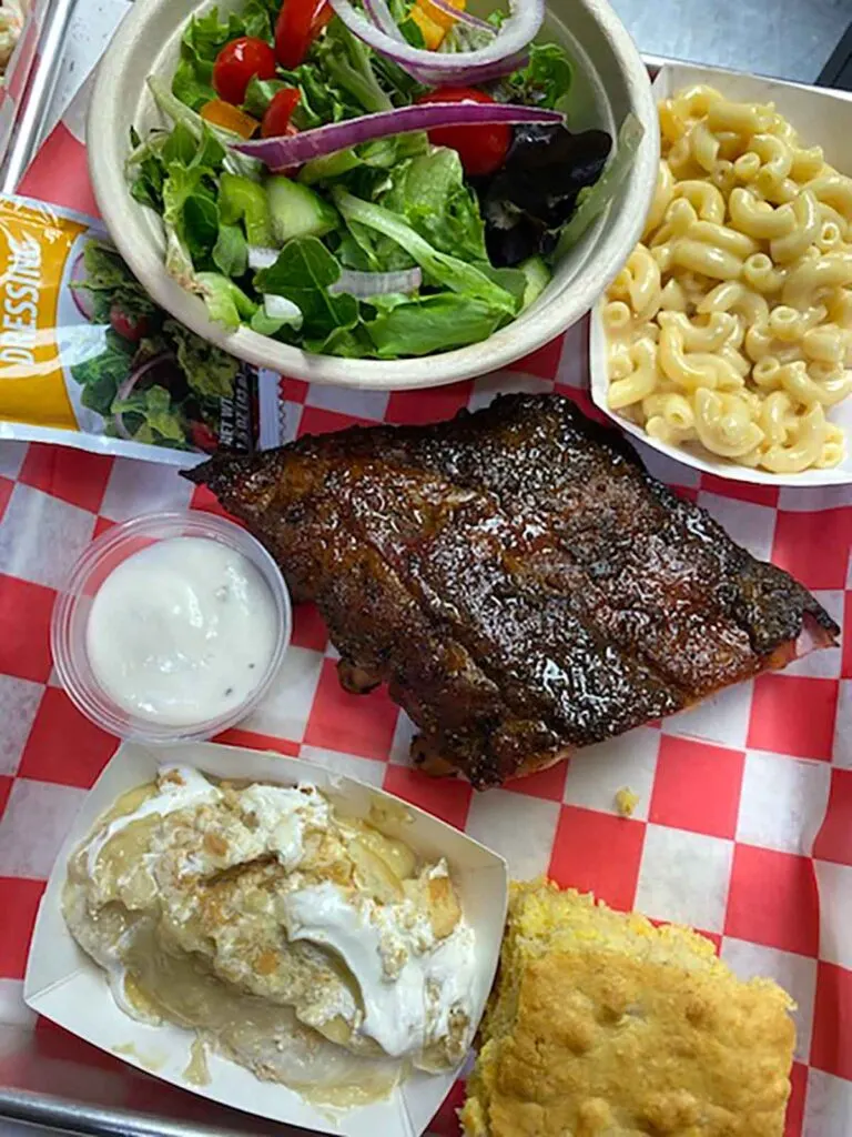 Rib plate with sides.