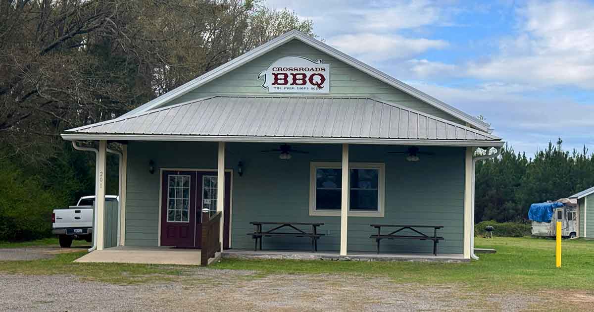 Exterior of Crossroads BBQ near St. George, SC.