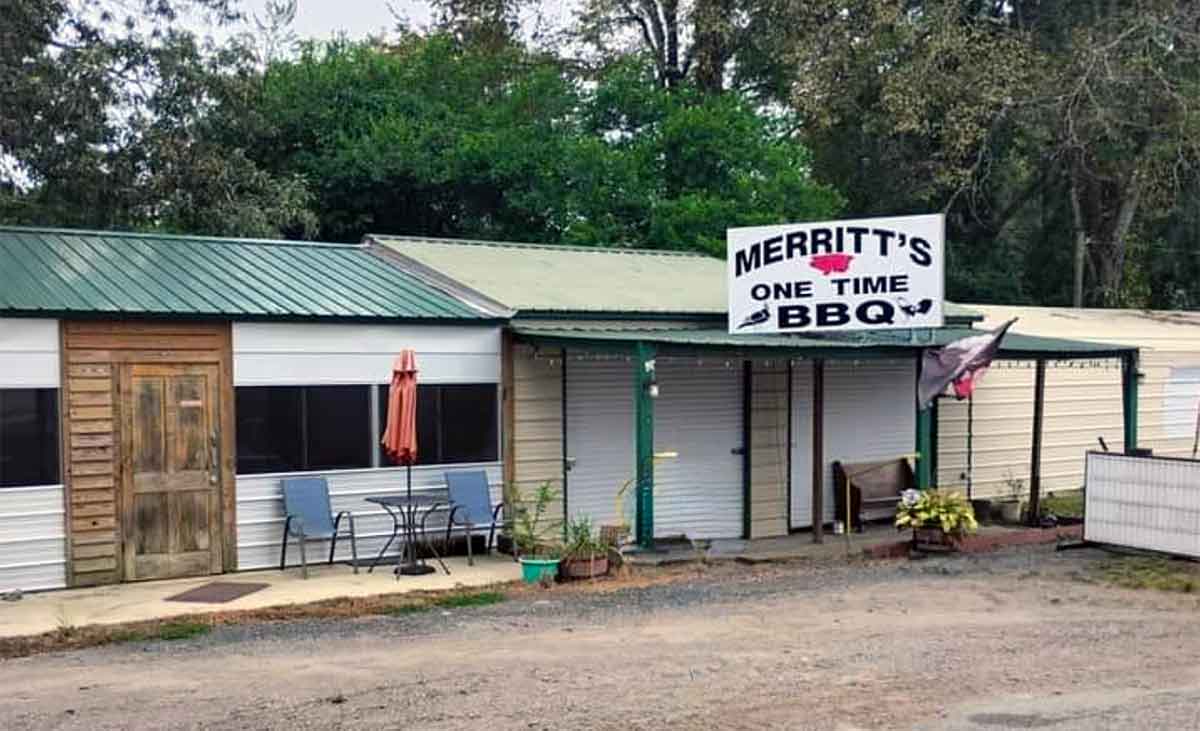 Merritt One Time BBQ exterior and roadside sign in Ridge Spring, South Carolina.