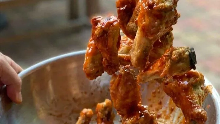 Chicken Wing Party Plan: Timeline and Equipment Checklist