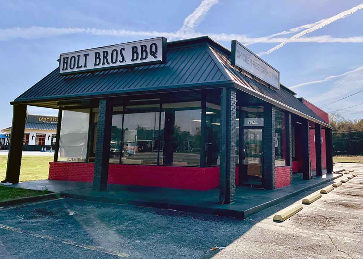 Street view of Holt Bros. BBQ in Hartsville, SC.