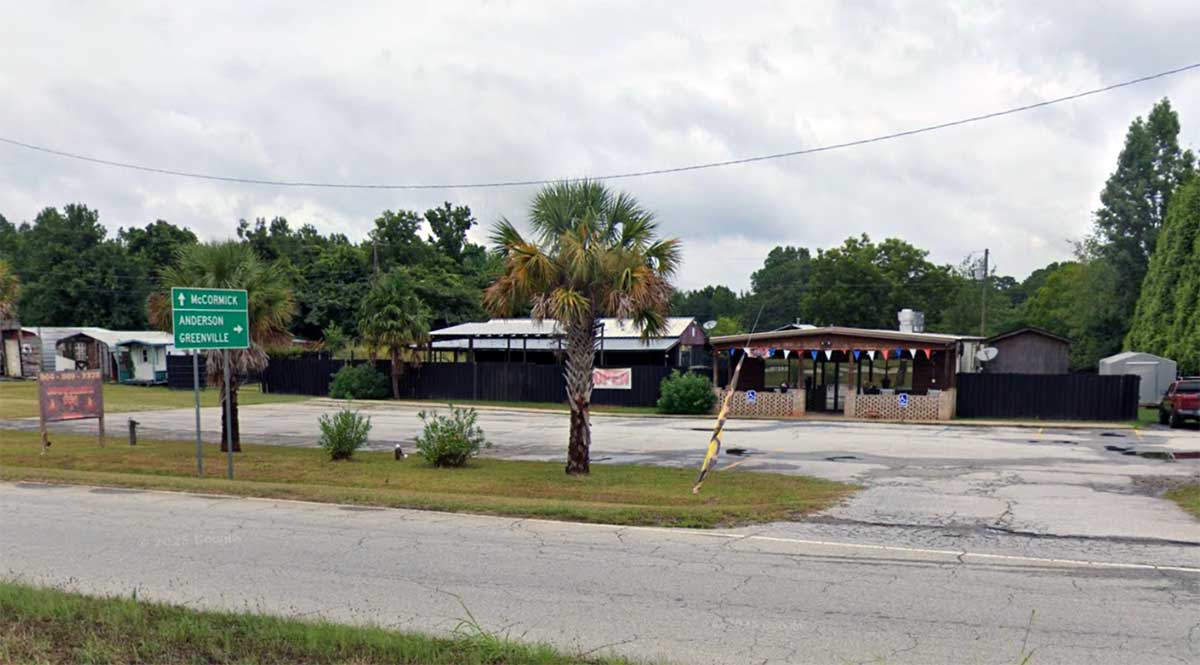 Exterior of Southside BBQ and Hash